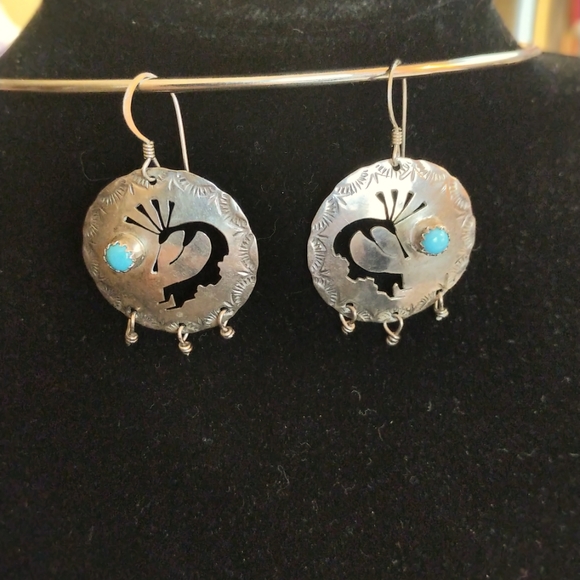 Kokopelli sterling silver earring with turquoise stones - Picture 1 of 3
